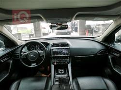 جاكوار إف-بيس